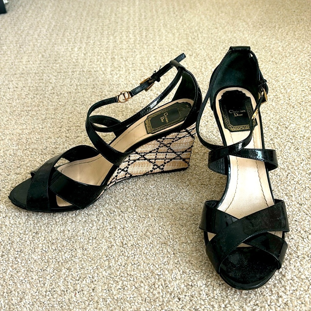 Christian Dior Raffia and Patent Leather Wedge Sandal